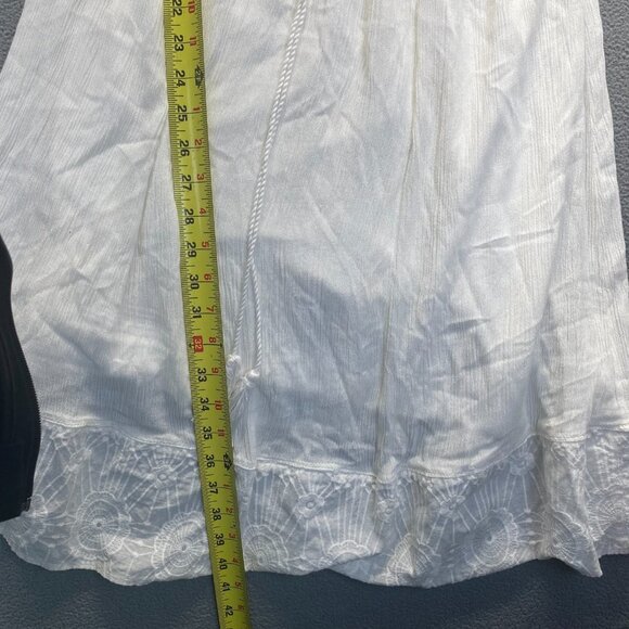 Flying Tomato Embroidered Rayon Floral White Dress Size Large - Picture 5 of 10